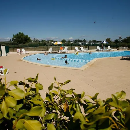 Camping Domaine Residentiel De Plein Air Odalys Saint Martin Talmont-Saint-Hilaire